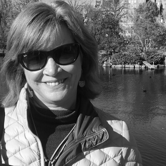 Meet your Posher, Adele - Picture 1 of 1